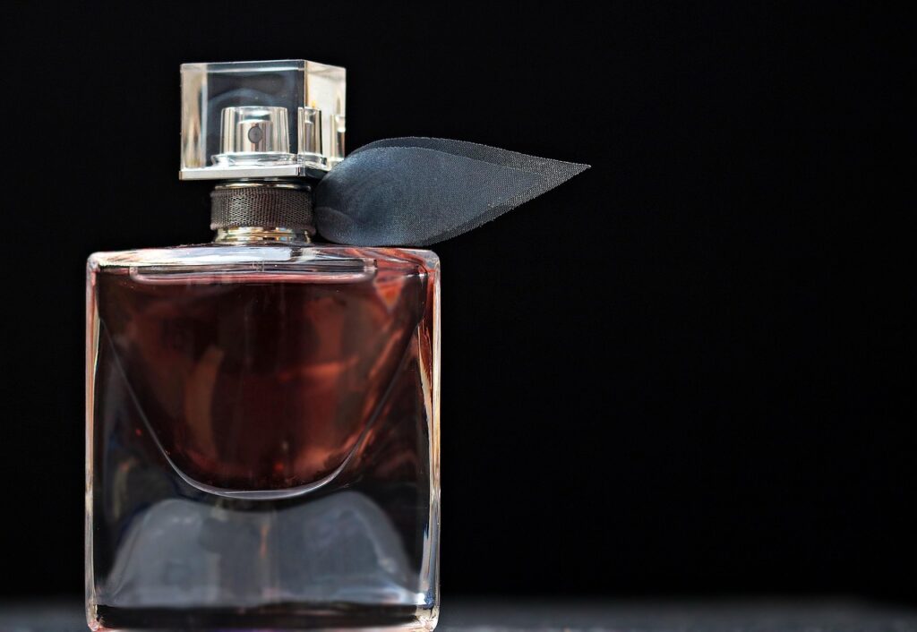 Reseña detallada de los perfumes Creed y dónde comprarlos en atomizadores de cristal 10ml