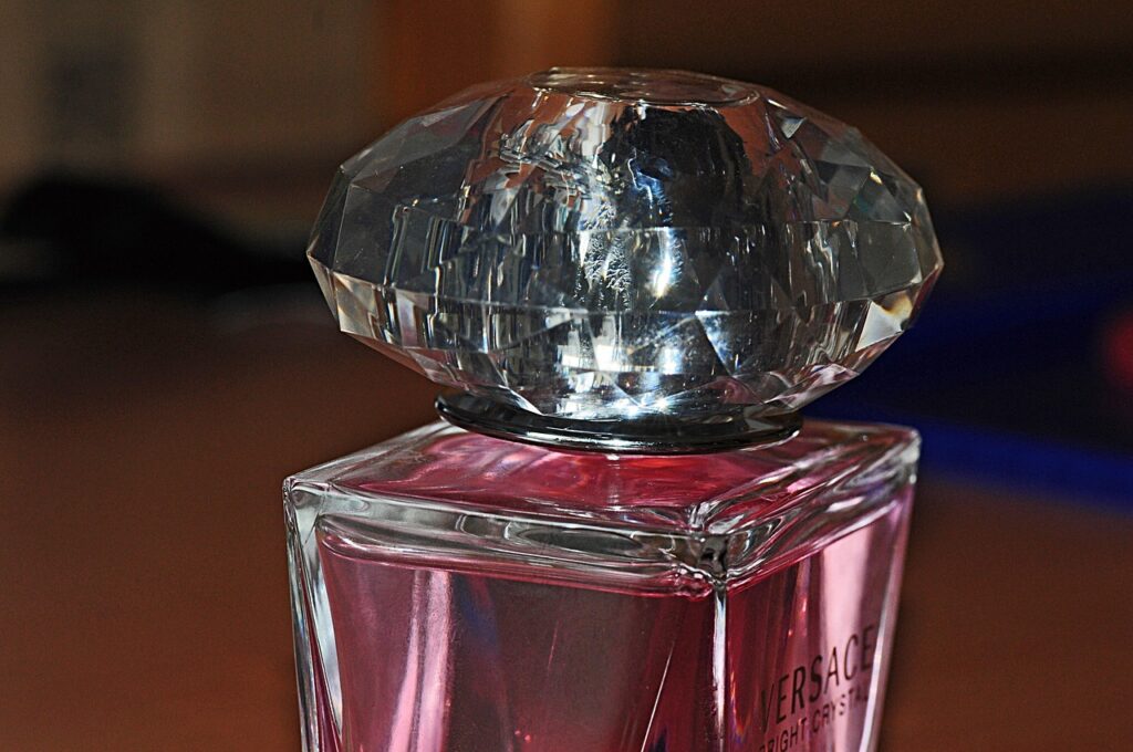 Perfumes Creed: lujo atemporal en atomizadores de cristal de 10ml